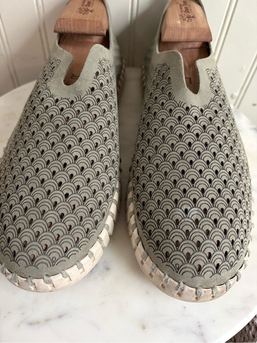 Ilse Jacobsen Tulip 139 Perforated Shoes Women’s 10 Olive Gray Summer Casual EUC - Picture 5 of 14
